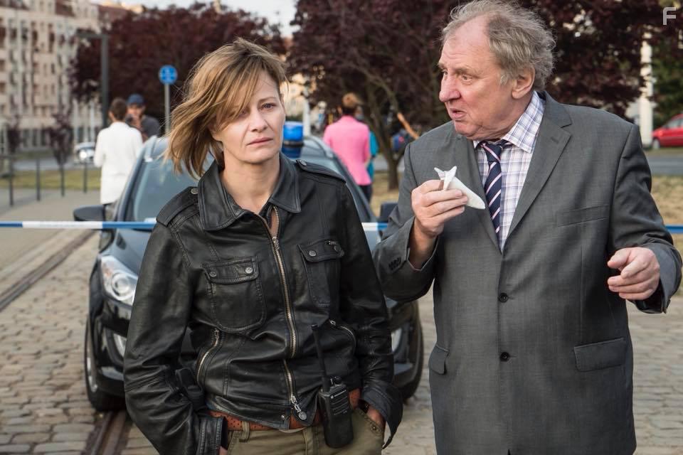 Andrzej Grabowski and Malgorzata Kozuchowska in Plagi Breslau (2018)