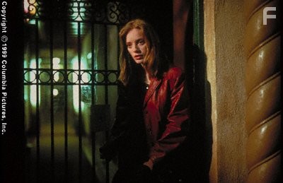 Sarah Polley stars as Ronna