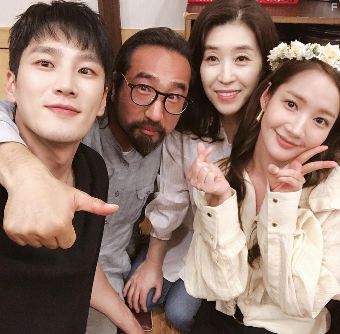 Geunyeoui Sasaenghwal: Episode #1.16 (2019)