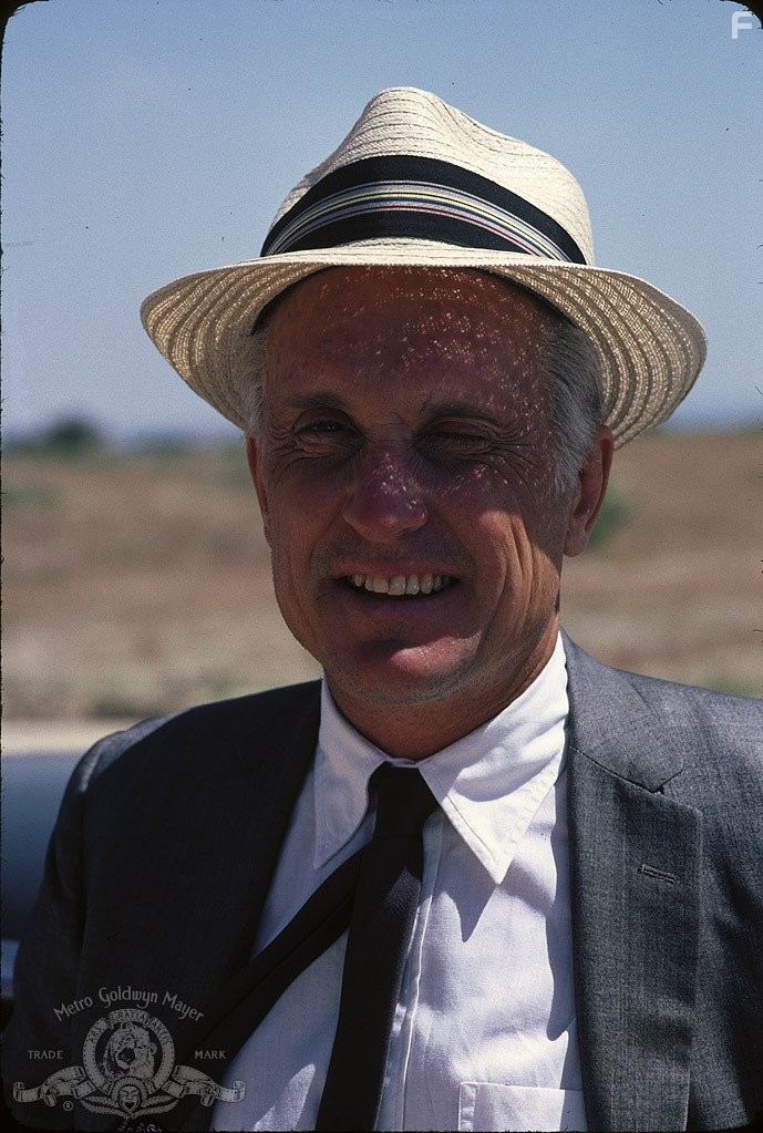 Robert Duvall in Тайны исповеди (1981)