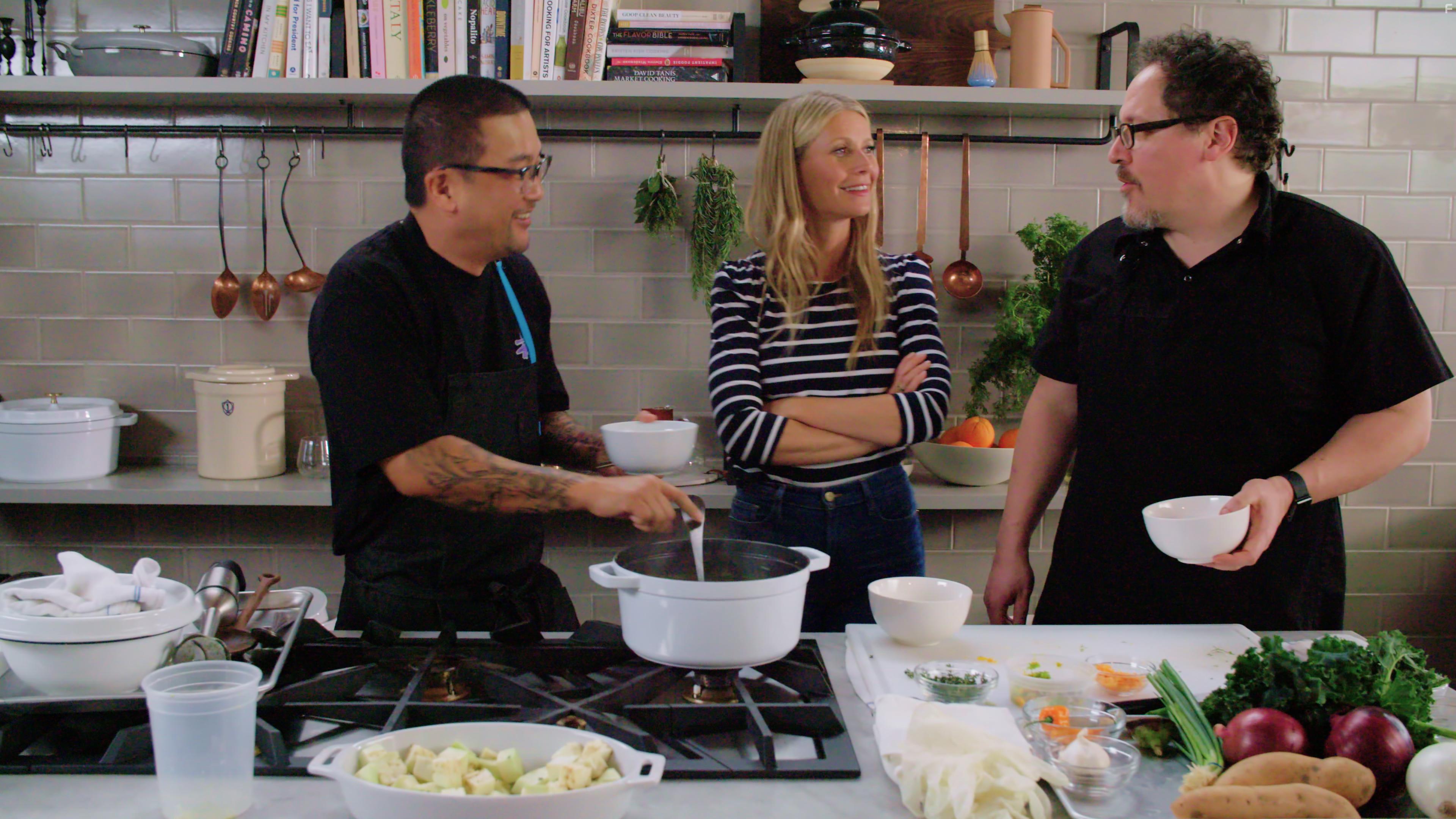 Gwyneth Paltrow, Jon Favreau, and Roy Choi in The Chef Show (2019)