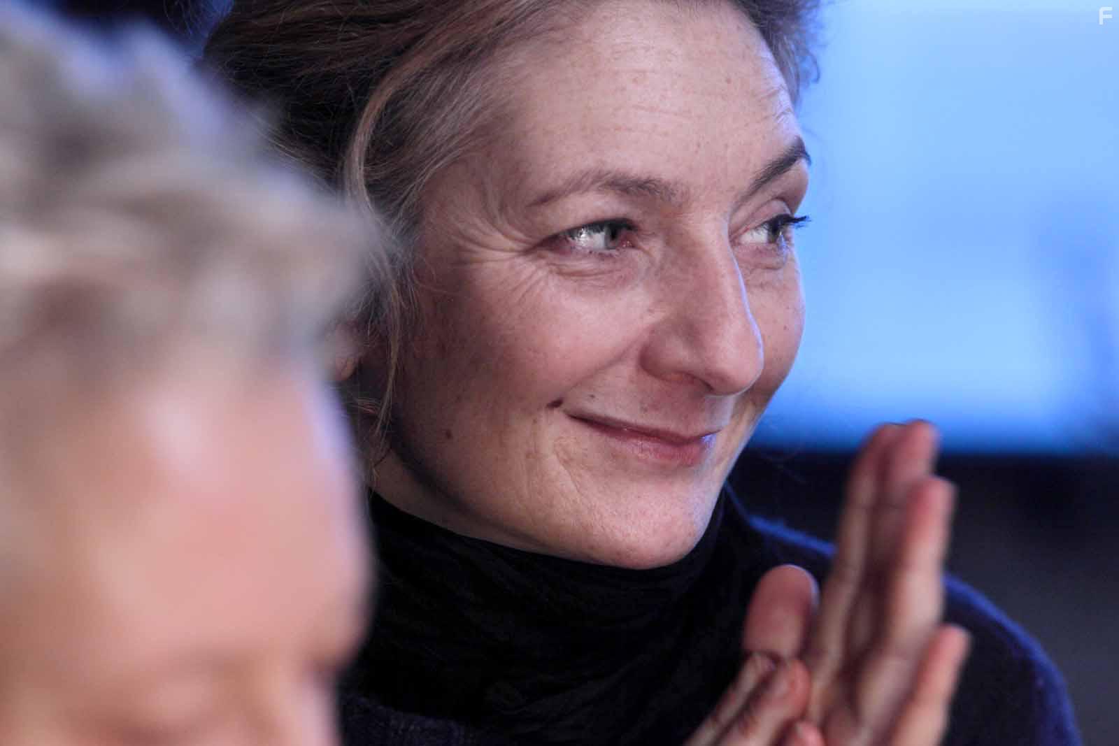 Corinne Masiero in Les invisibles (2018)