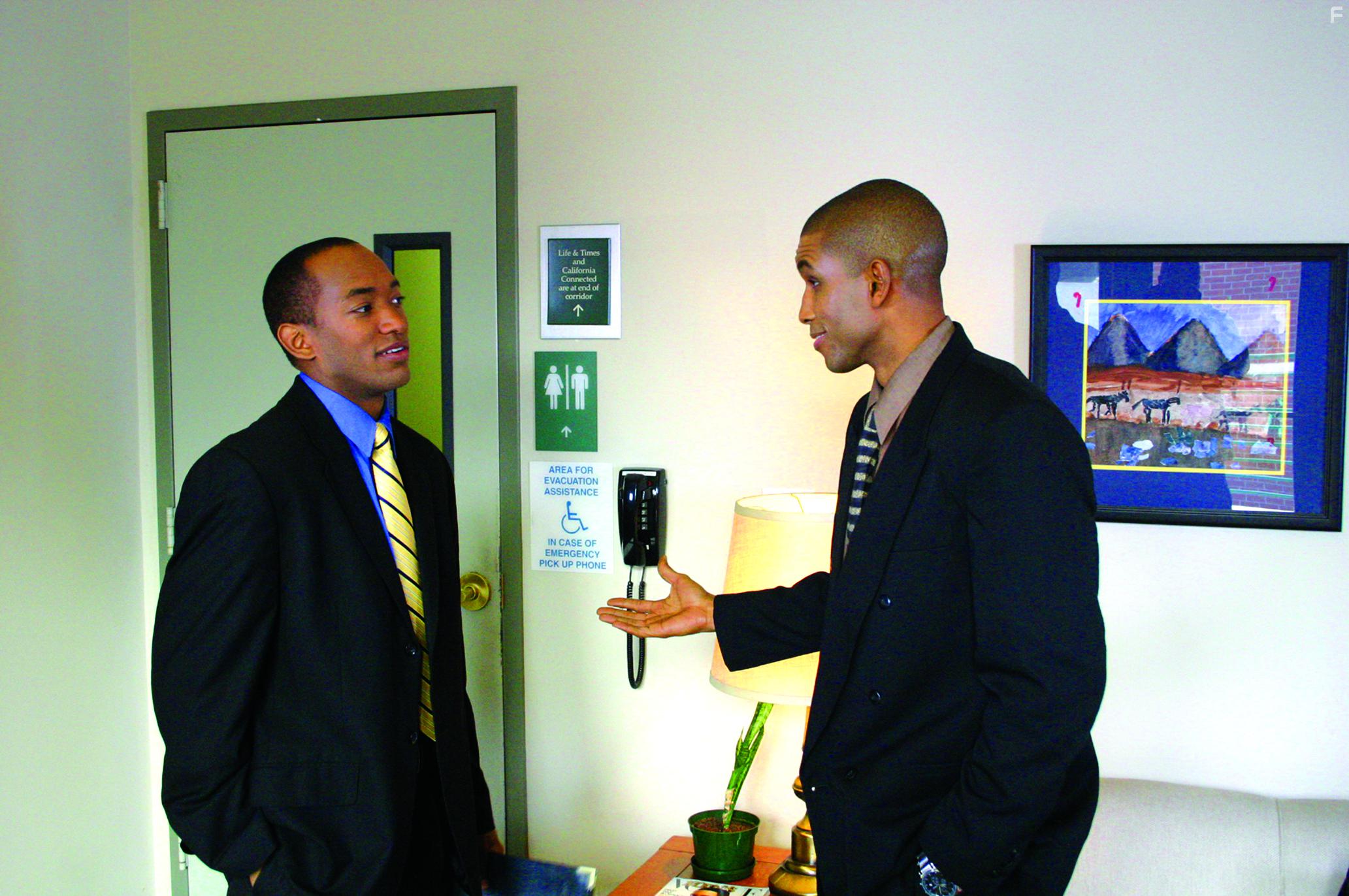 Brandon Fobbs and Eddie Goines in DWB: Dating While Black (2018)