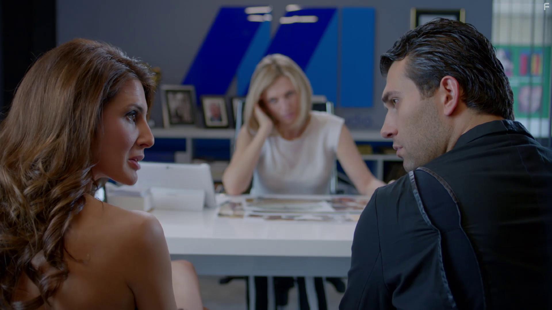 Iliana Lazarova in Liaisons (2015)