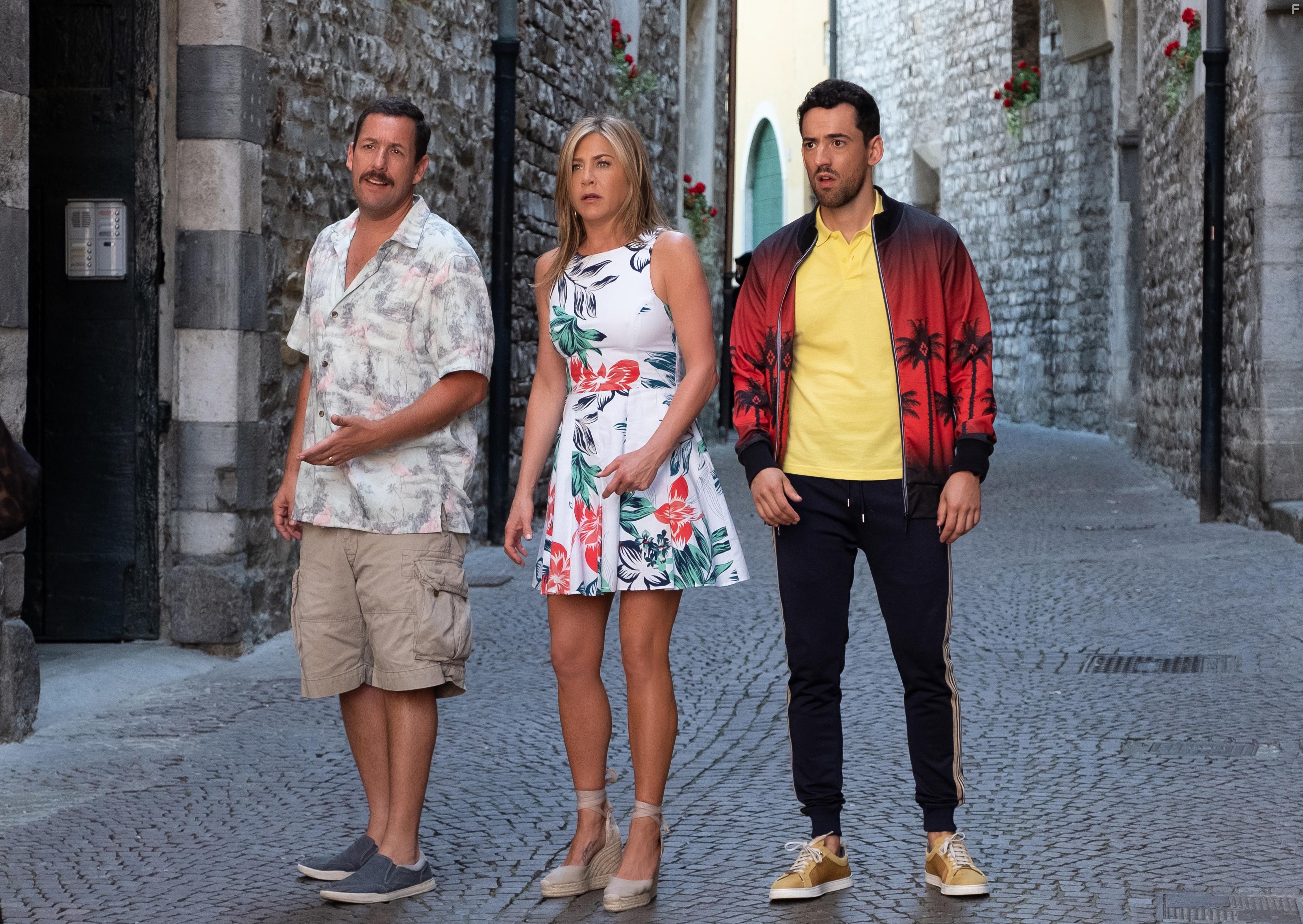 Jennifer Aniston, Adam Sandler, and Luis Gerardo Mndez in Murder Mystery (2019)