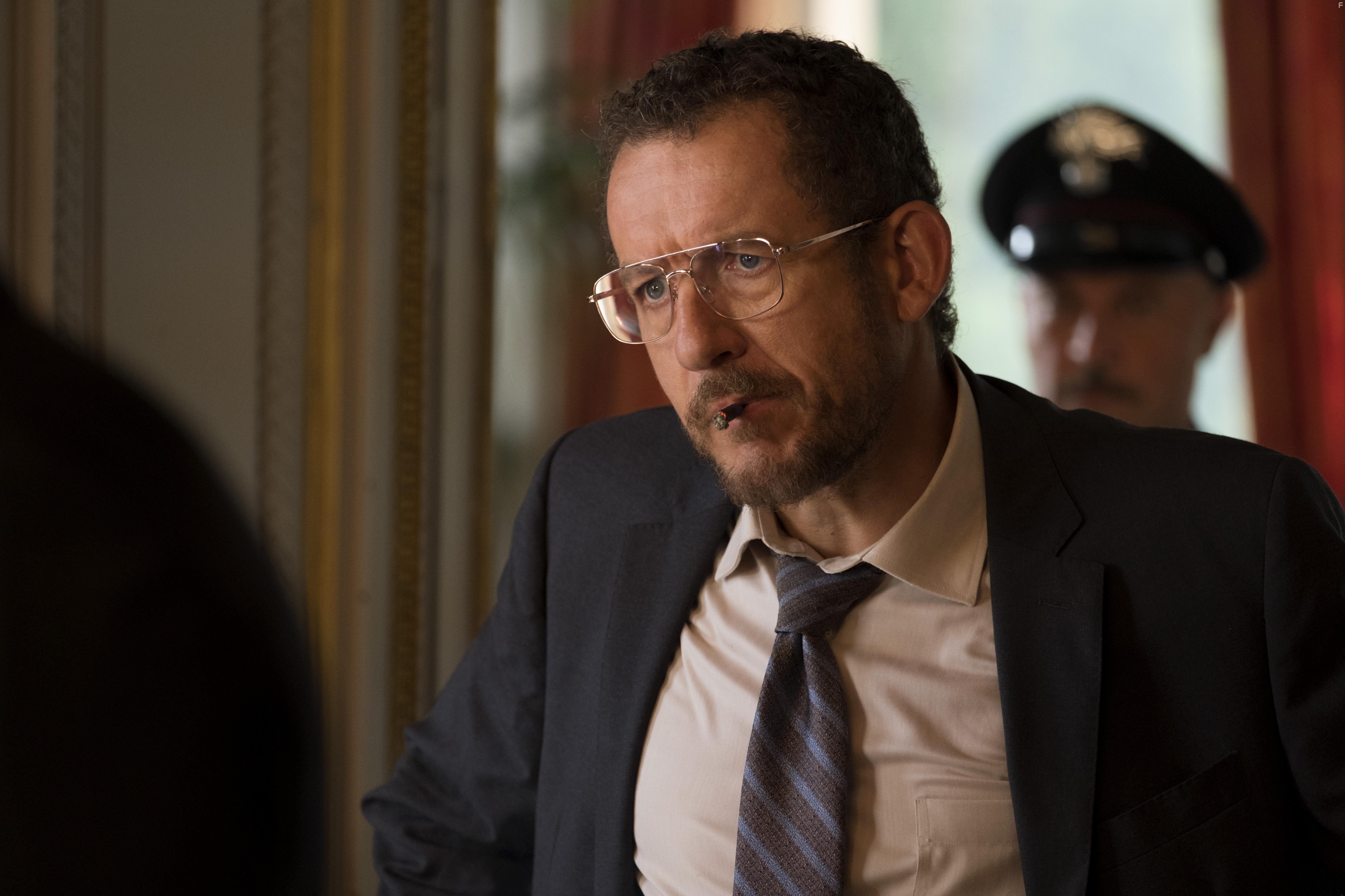 Dany Boon in Murder Mystery (2019)