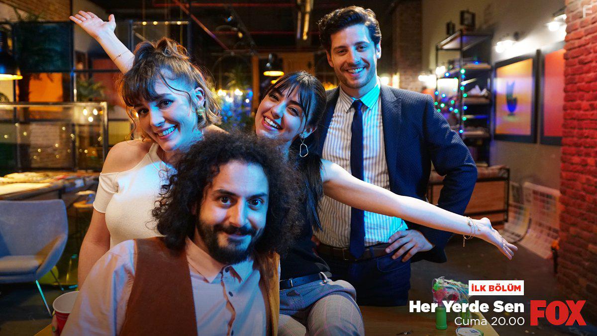 Ali Gzsirin, Deniz Isin, and Aslihan Malbora in Her Yerde Sen (2019)