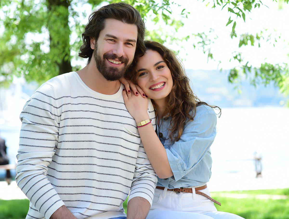 Furkan Palali and Asli Bekiroglu in Benim Tatli Yalanim (2019)