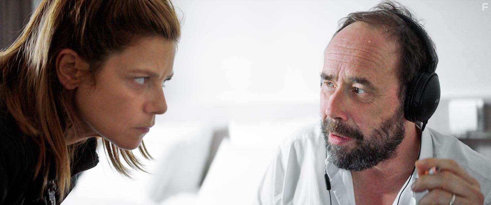 Marina Fos and Olivier Gourmet in Une intime conviction (2018)