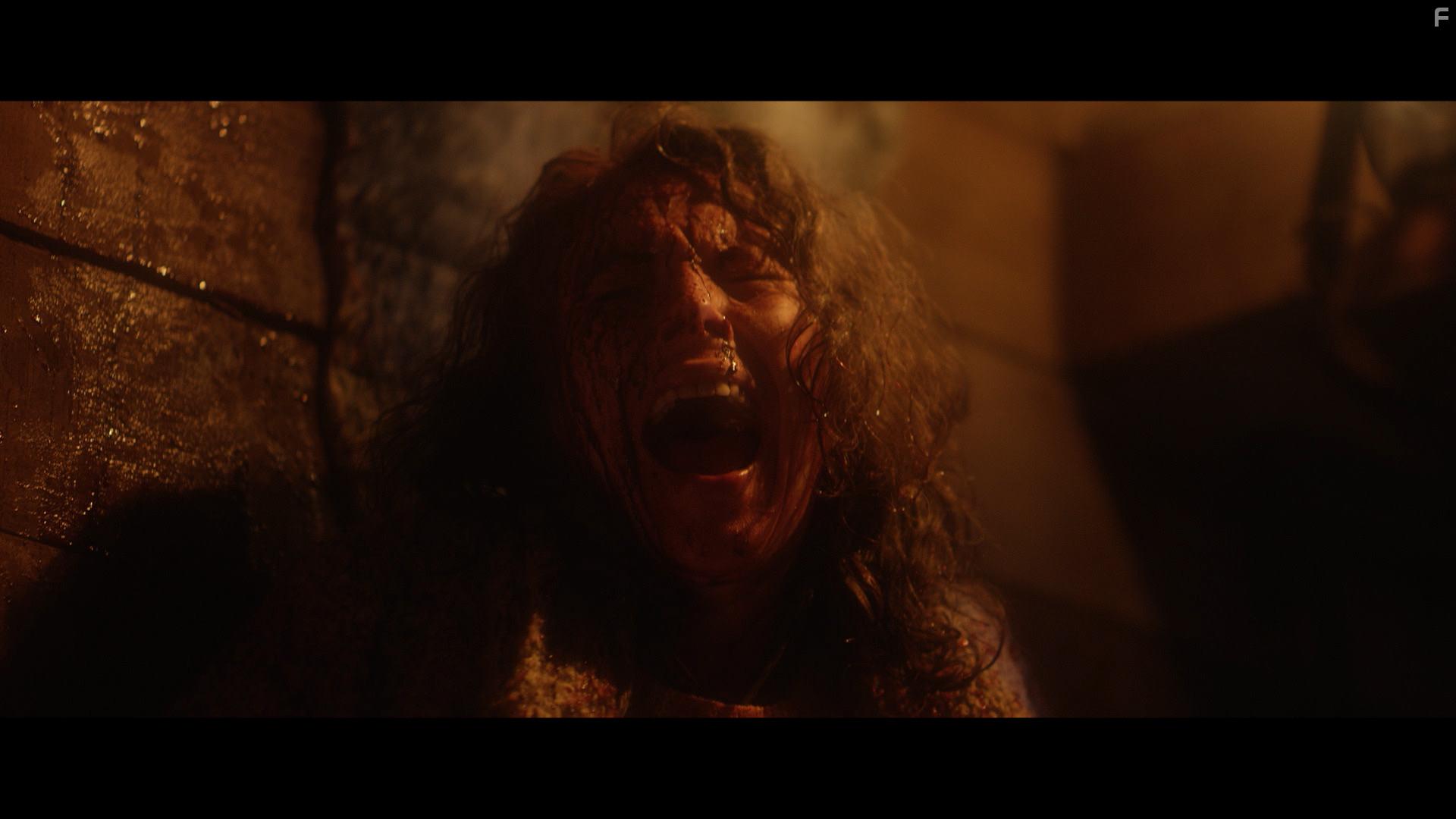 Rowena Bentley in Winterskin (2018)