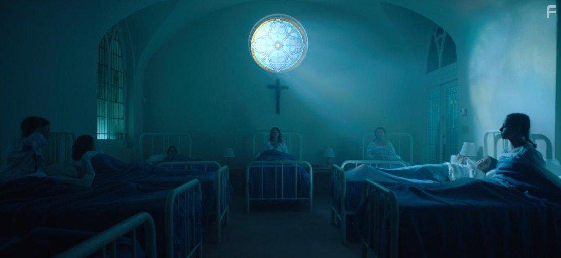 Stephanie Cood in Nightmare Cinema (2018)