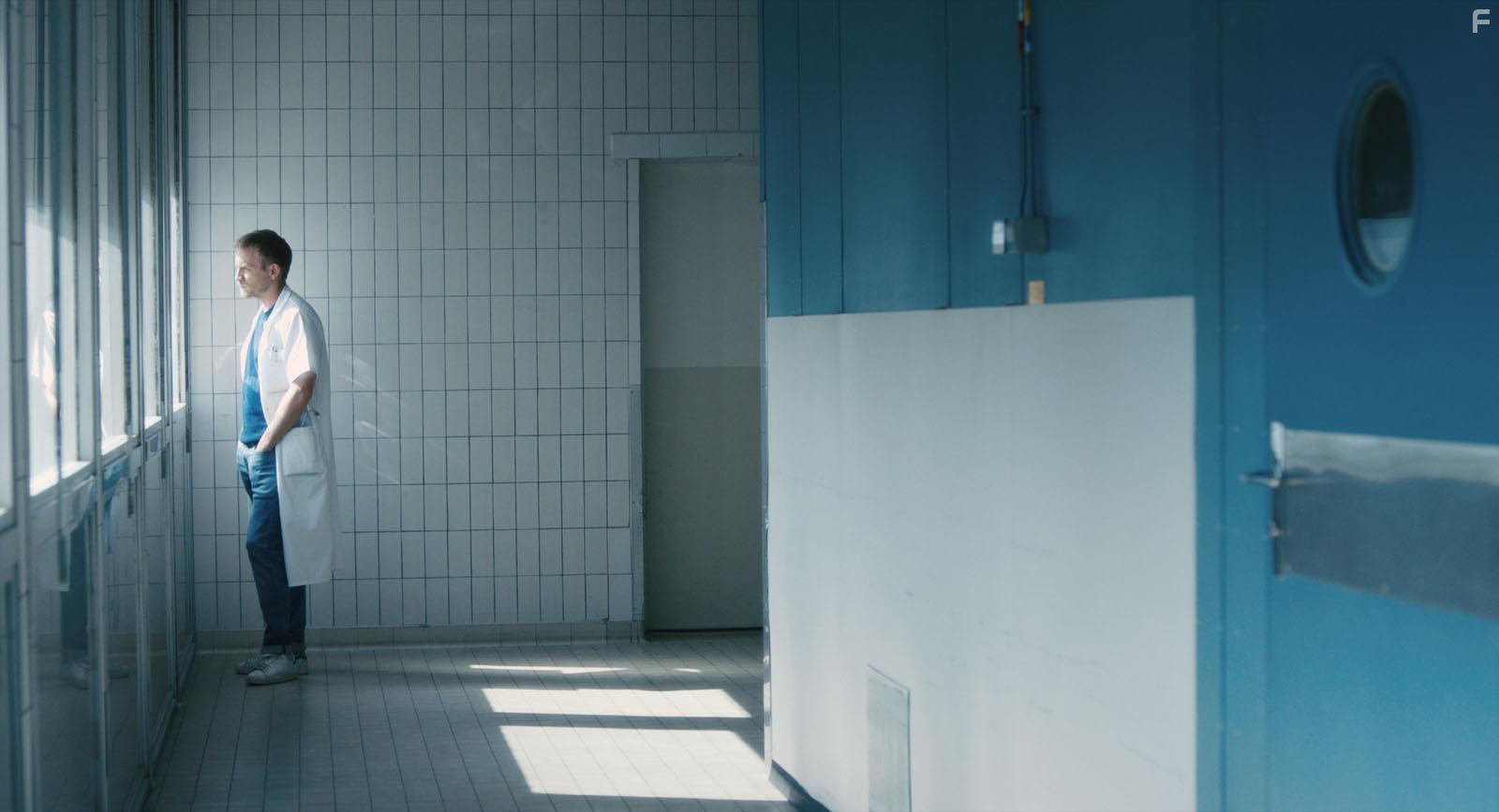 Jrmie Renier in L'Ordre des mdecins (2018)