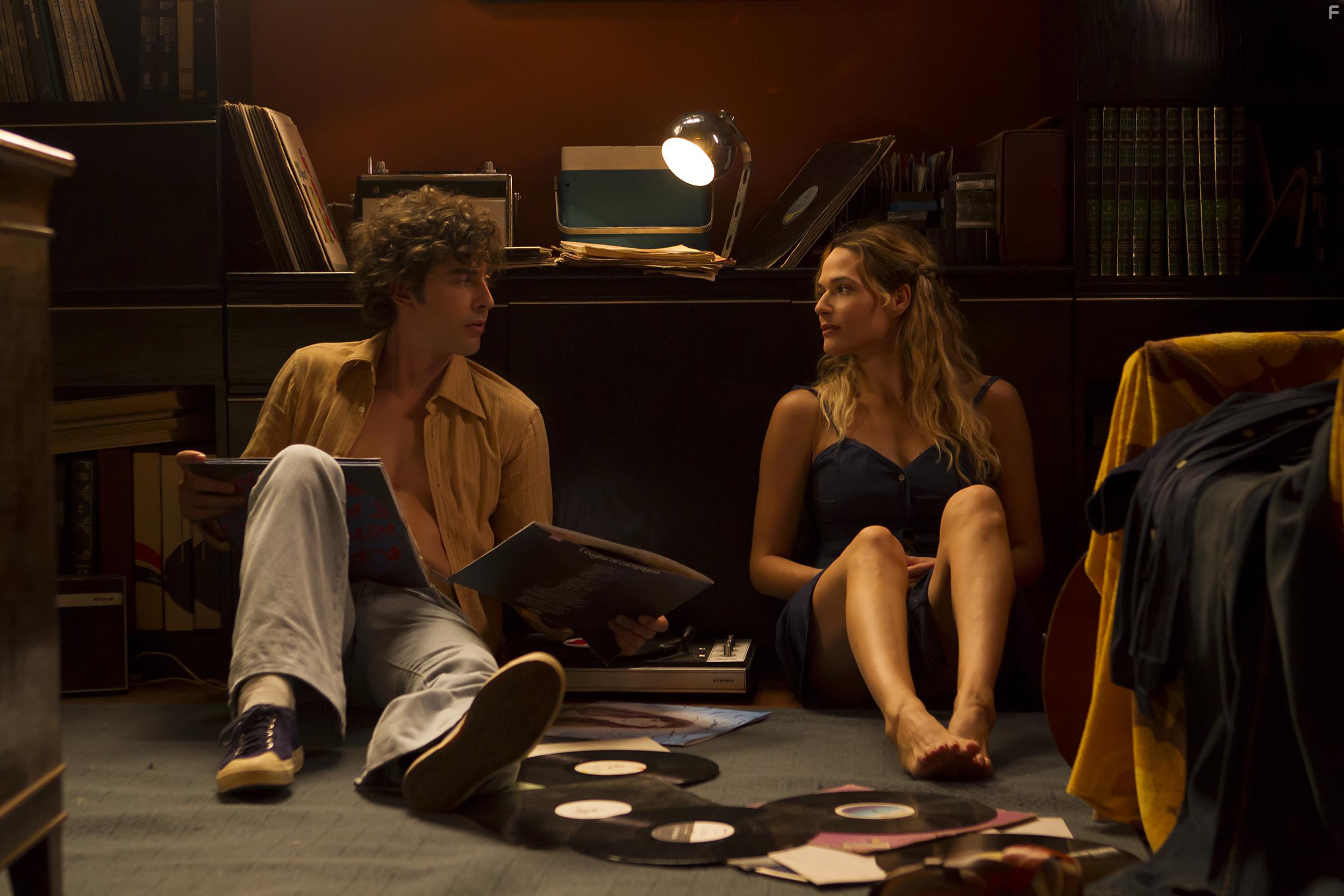 Laura Chiatti and Michele Riondino in Un'avventura (2019)