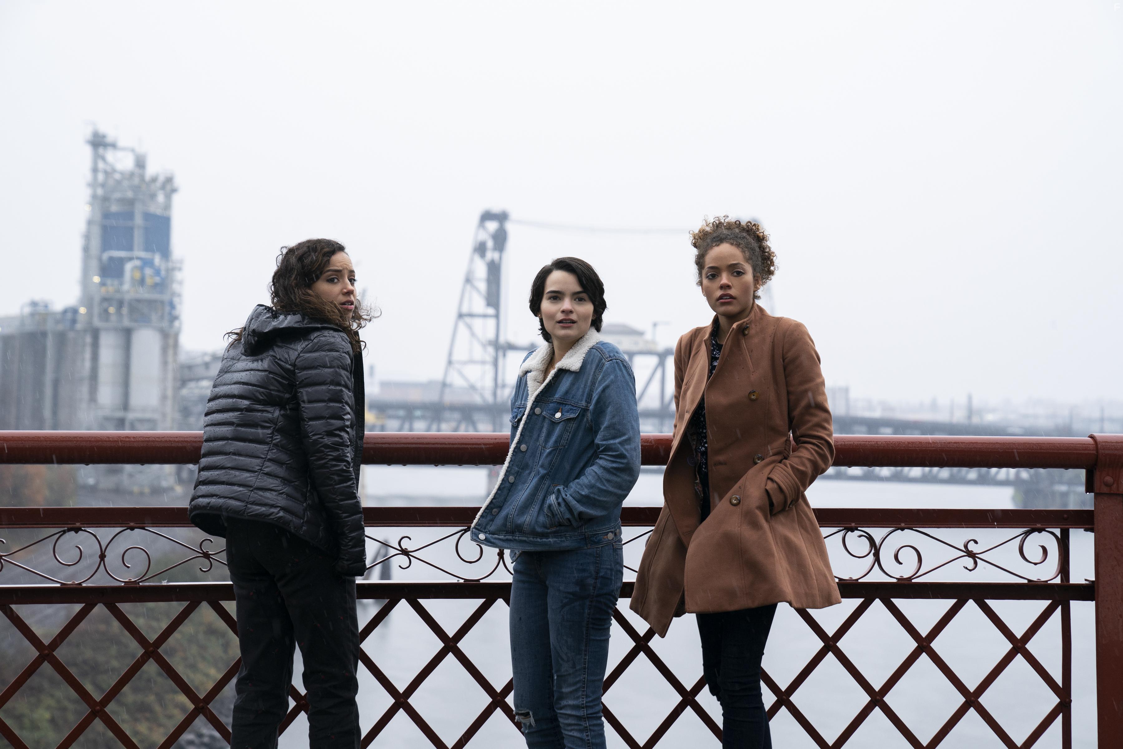 Kiana Madeira, Brianna Hildebrand, and Quintessa Swindell in Trinkets (2019)