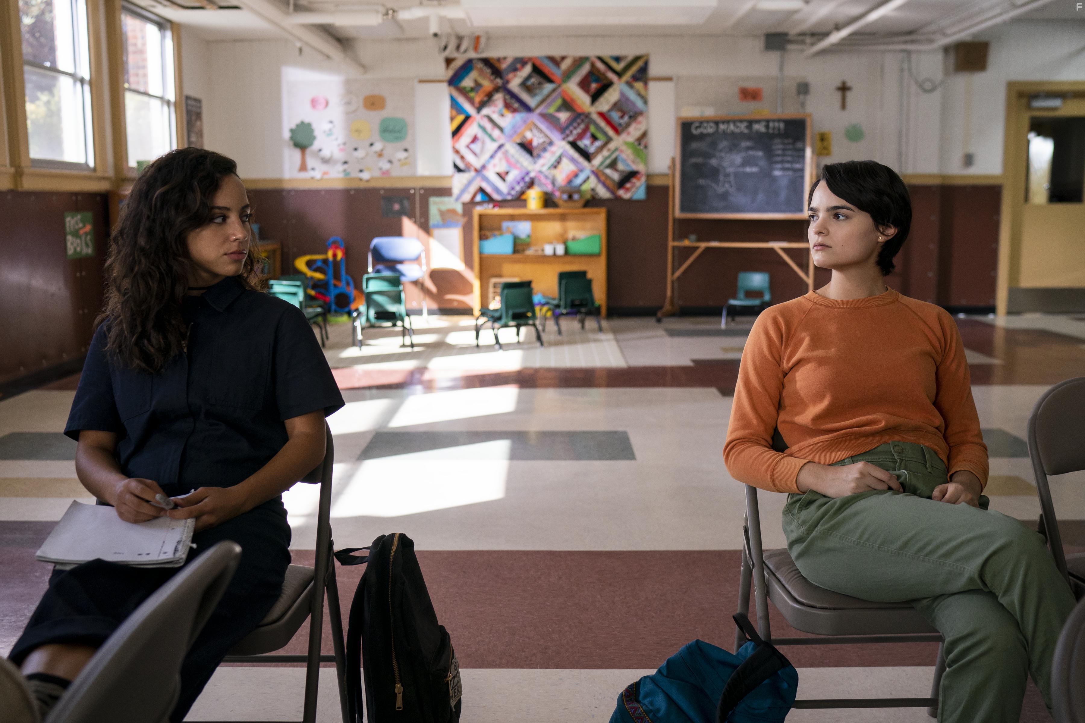Kiana Madeira and Brianna Hildebrand in Trinkets (2019)