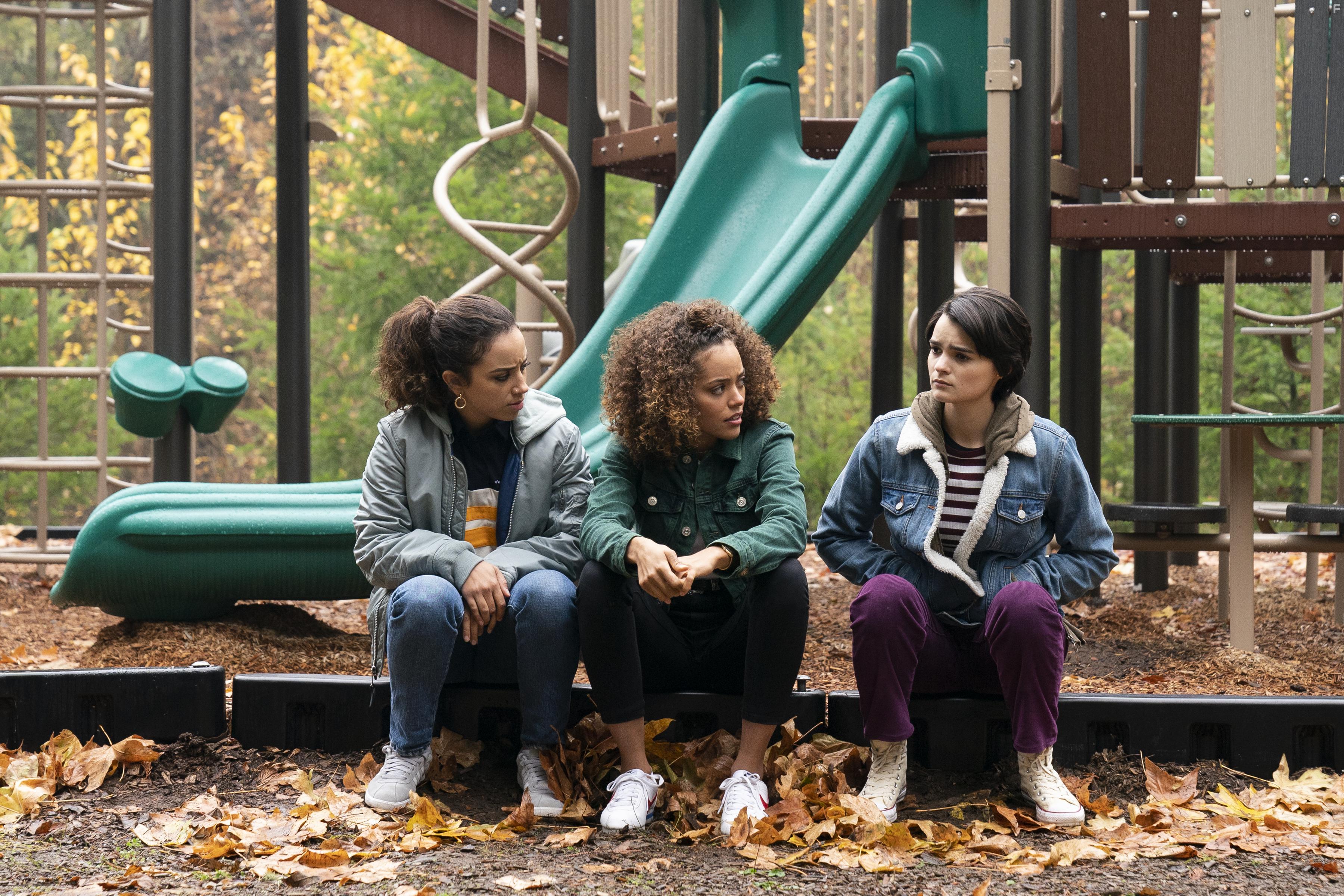 Kiana Madeira, Brianna Hildebrand, and Quintessa Swindell in Trinkets (2019)