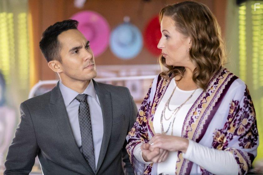 April Telek and Carlos PenaVega in Picture Perfect Mysteries: Exit, Stage Death (2020)