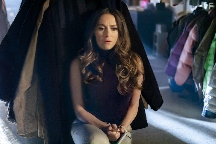 Alexa PenaVega in Picture Perfect Mysteries: Exit, Stage Death (2020)