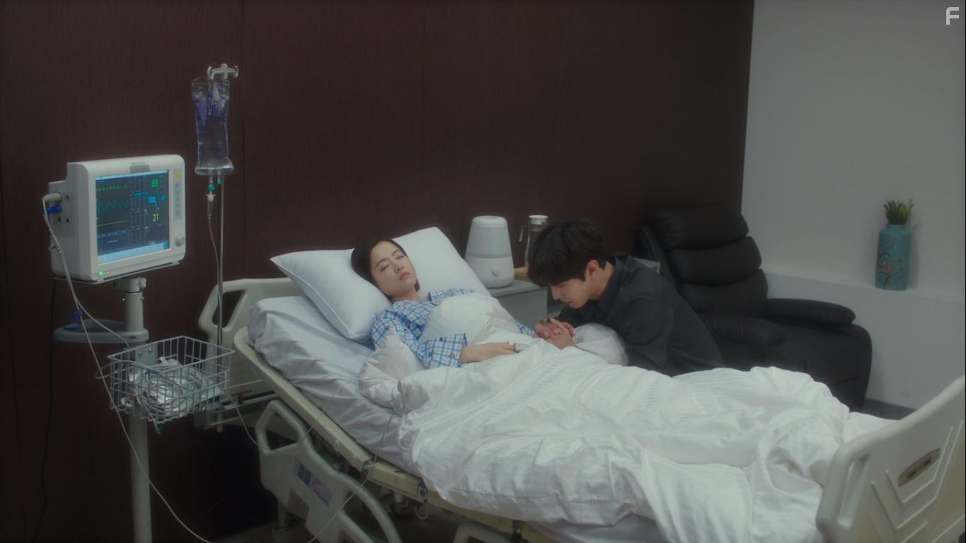 Bo-Young Park and Hyo-Seop Ahn in Eobiseu (2019)