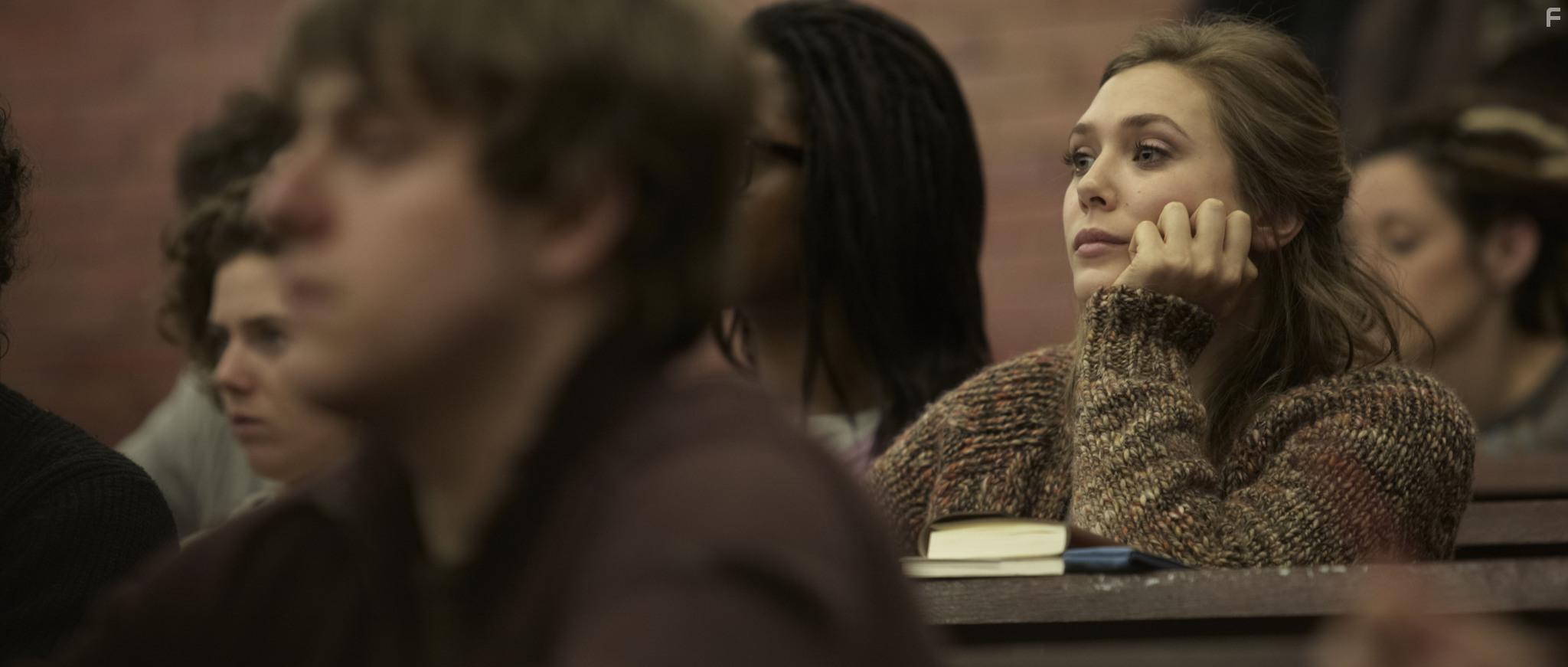 Elizabeth Olsen in Red Lights (2012)