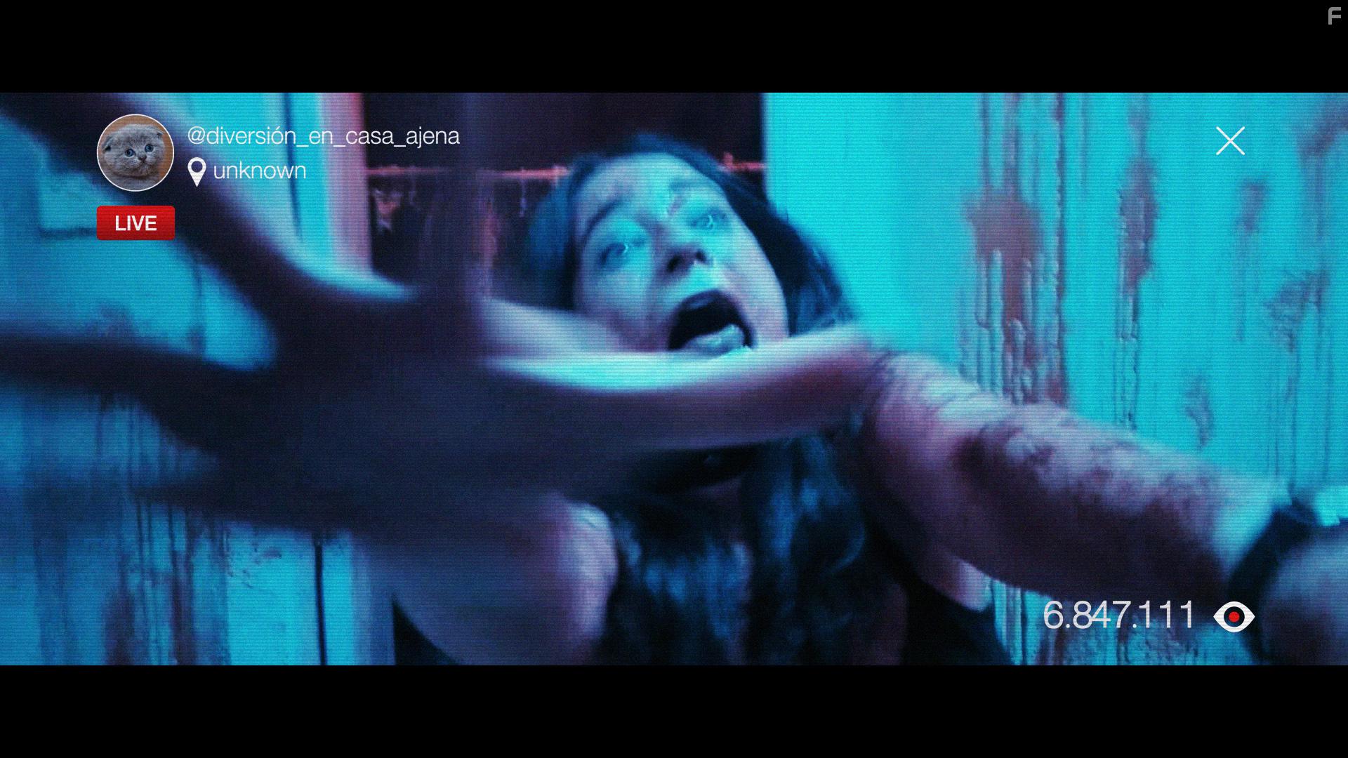 Ldia Casanova in Framed (2017)