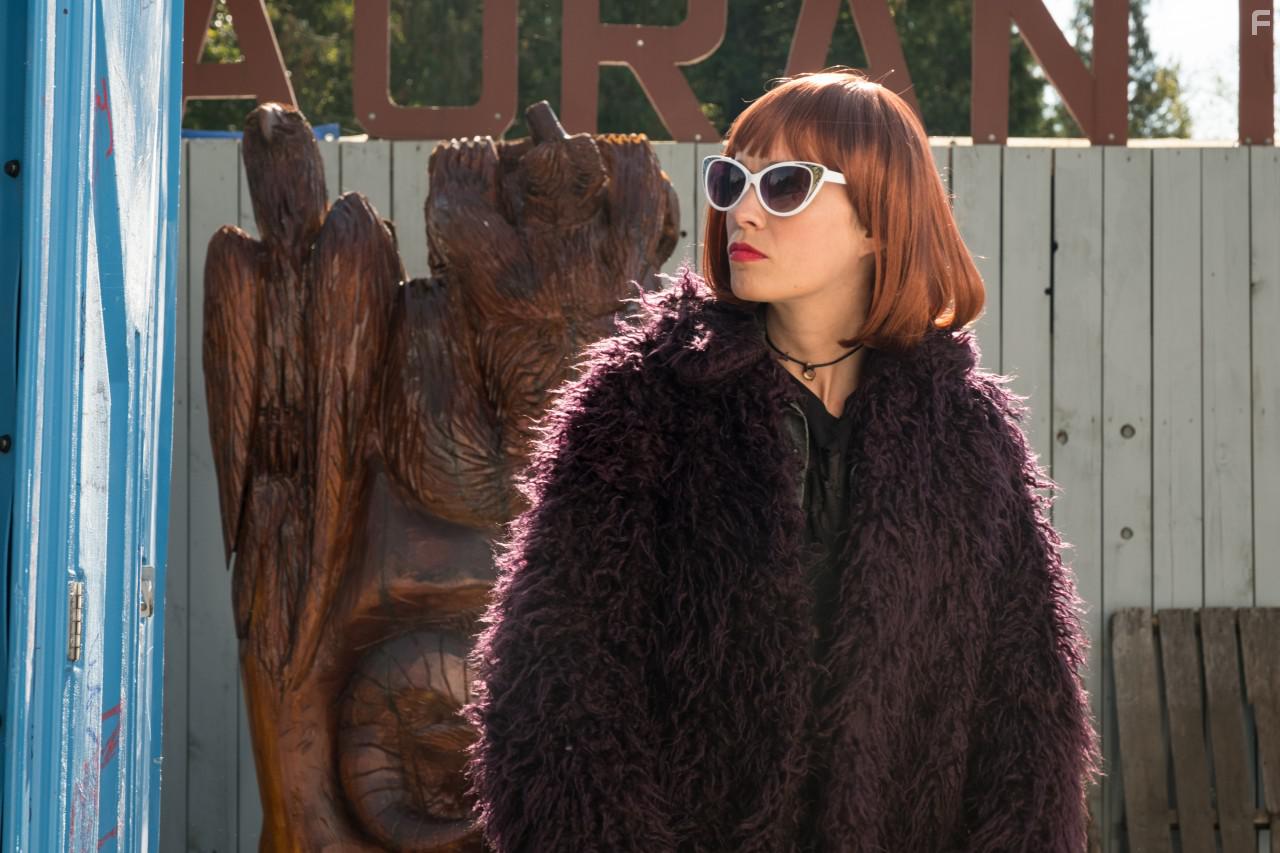 Lisa Marie Caruk in The Wrong Babysitter (2017)