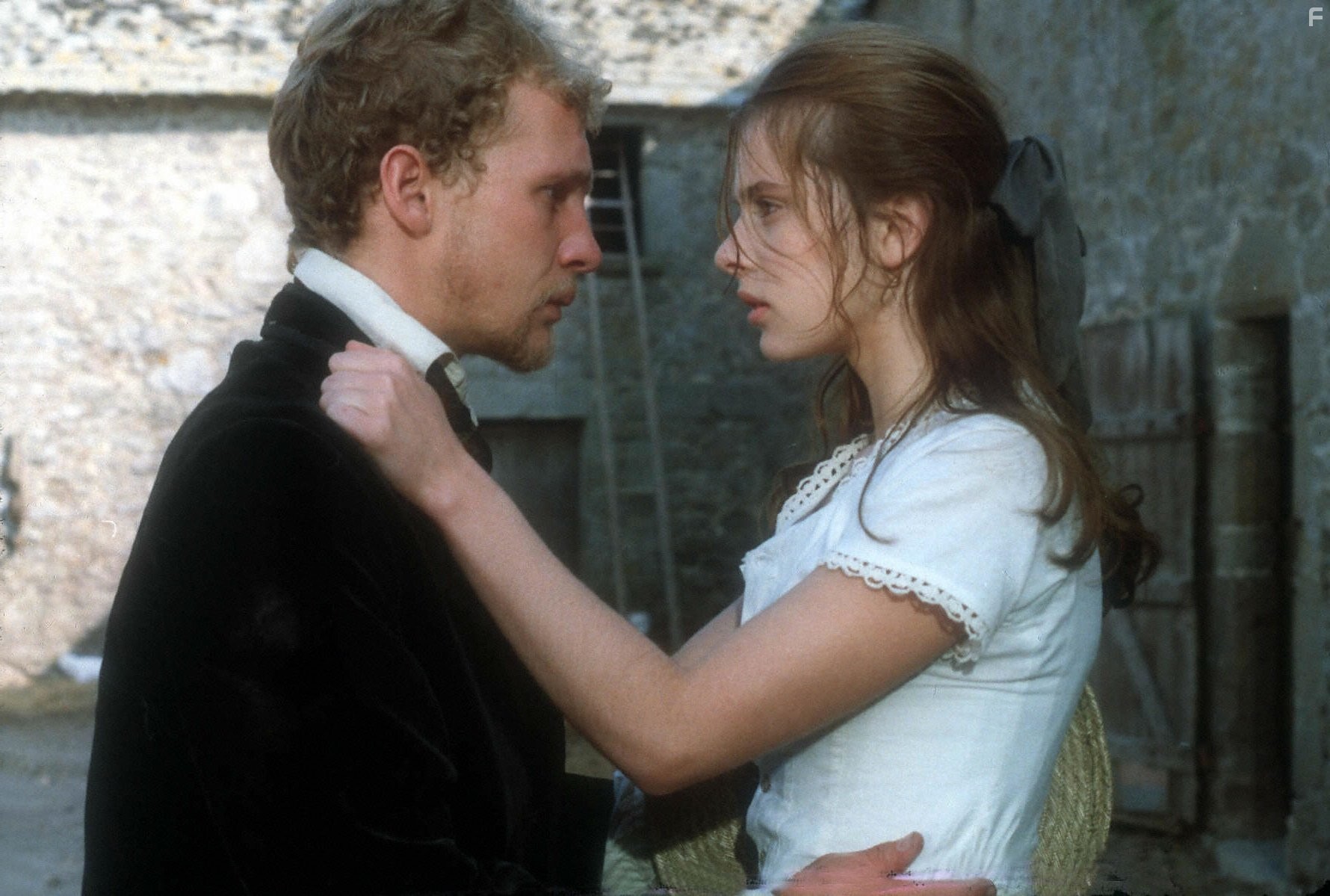 Nastassja Kinski and Peter Firth in Тэсс (1979)