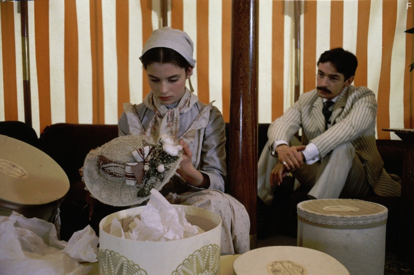 Nastassja Kinski and Leigh Lawson in Тэсс (1979)