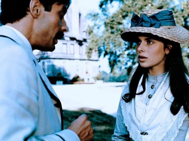 Nastassja Kinski and Leigh Lawson in Тэсс (1979)