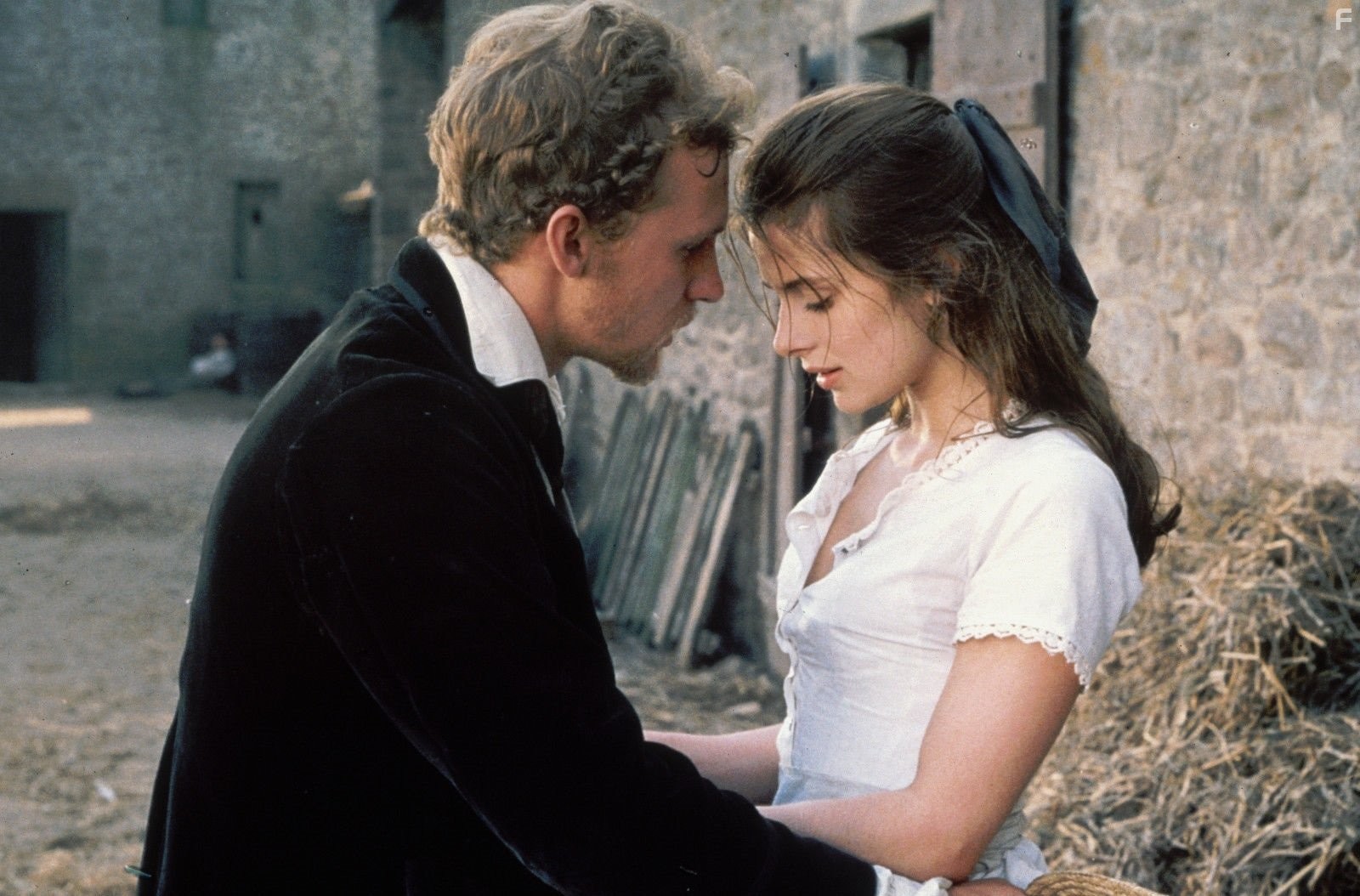 Nastassja Kinski and Peter Firth in Тэсс (1979)