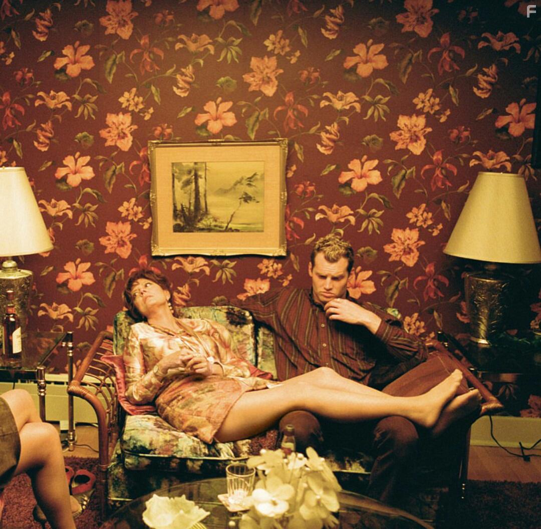 Susan Sarandon and Jared Keeso in The Death and Life of John F. Donovan (2018)