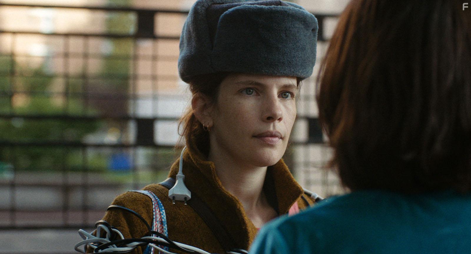 Claire Dumas and Judith Davis in Tout ce qu'il me reste de la rvolution (2018)