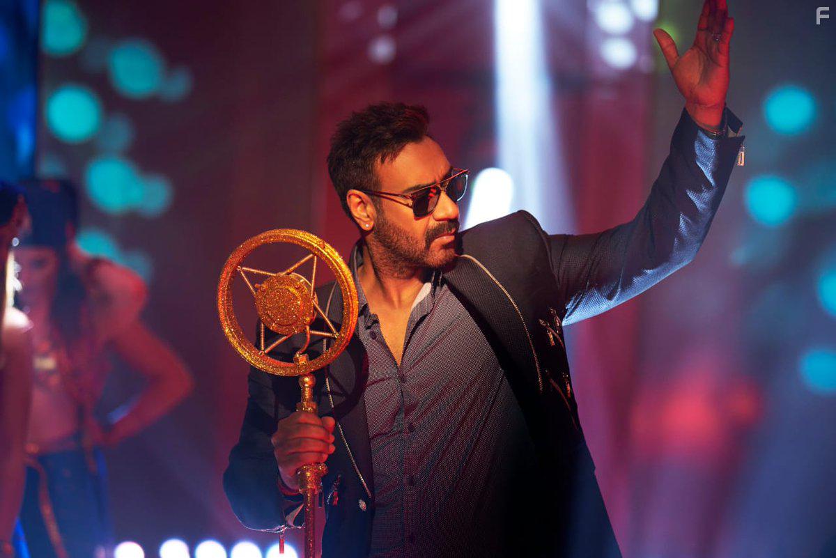 Ajay Devgn in De De Pyaar De (2019)