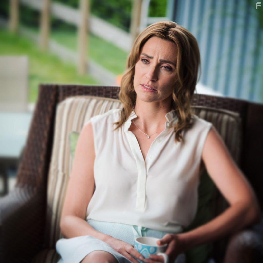 Jessica Harmon in Tempting Fate (2019)