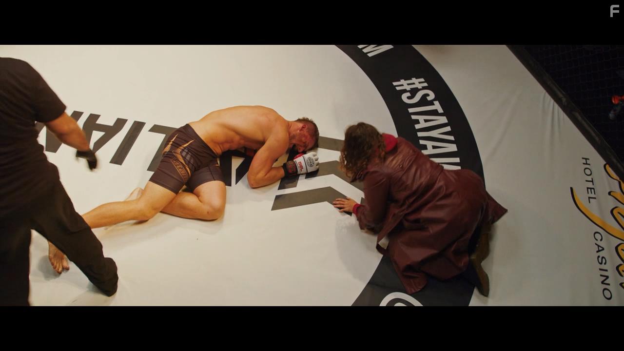 Olivia Thirlby and Alan Ritchson in Above the Shadows (2019)