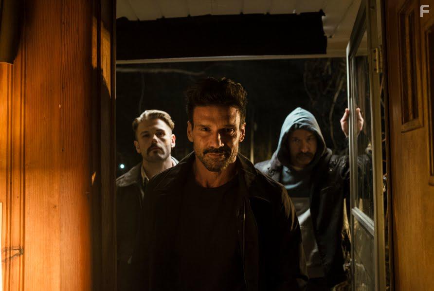 Frank Grillo, Scott Peat, and David Cade in Into the Ashes (2019)