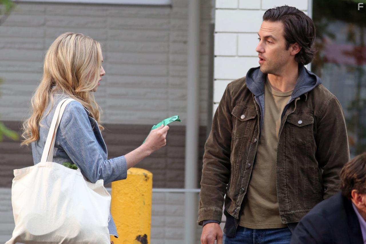 Milo Ventimiglia and Amanda Seyfried in The Art of Racing in the Rain (2019)