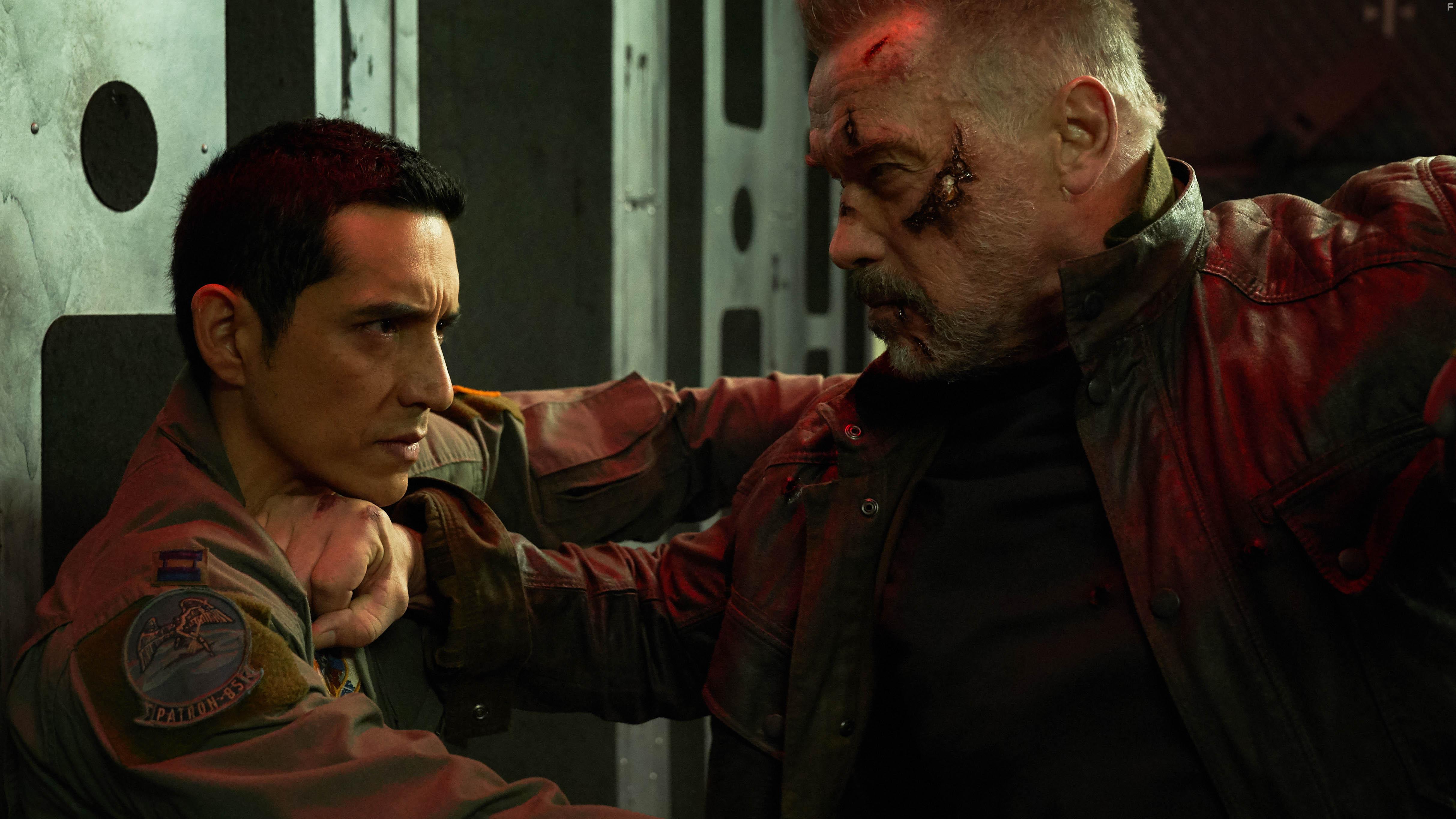 Arnold Schwarzenegger and Gabriel Luna in Terminator: Dark Fate (2019)