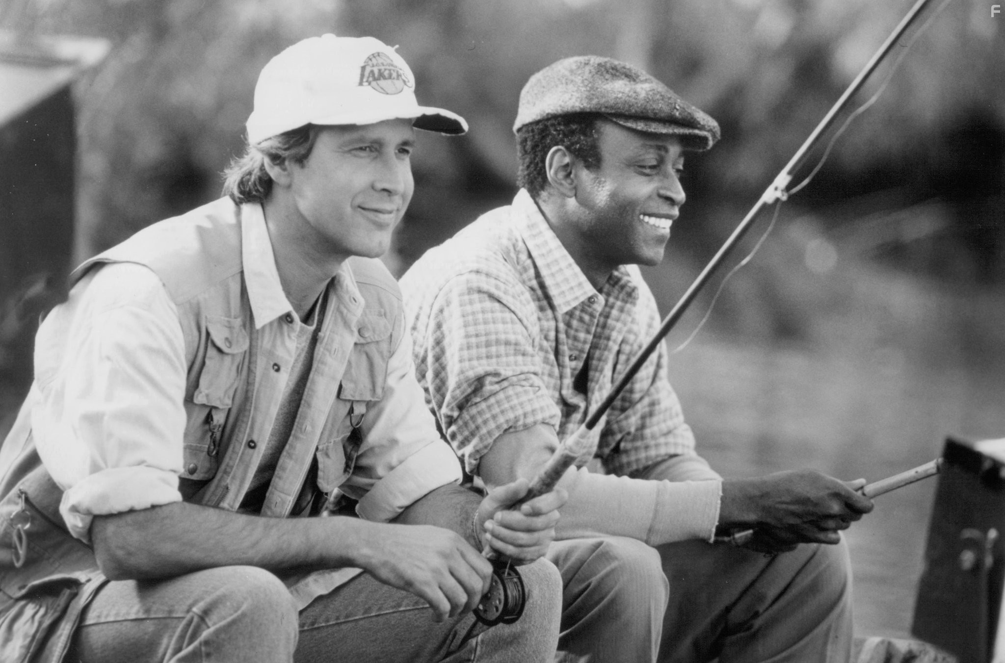 Chevy Chase and Cleavon Little in Флетч жив (1989)