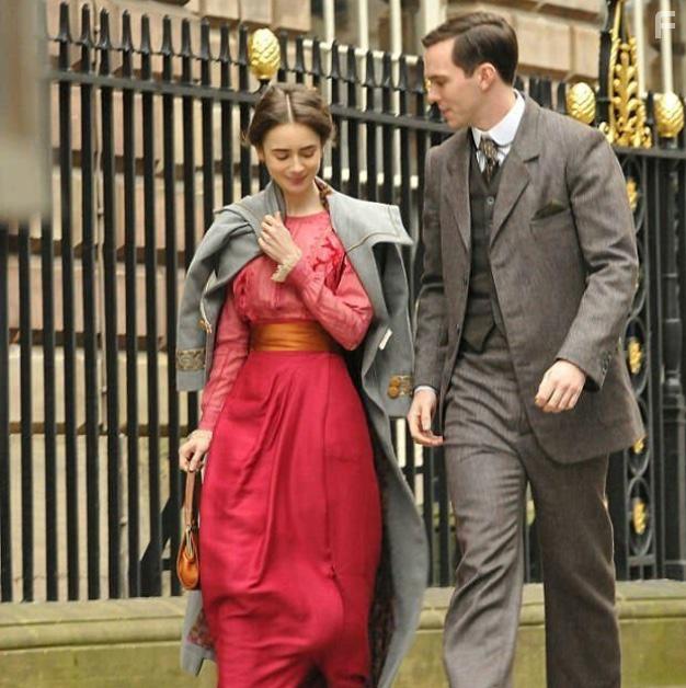 Nicholas Hoult and Lily Collins in Tolkien (2019)