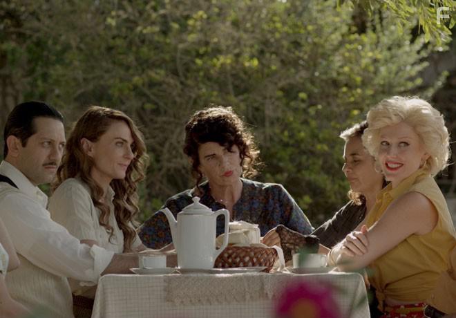 Consuelo Holzapfel and Marcela Medel in Calzones Rotos (2018)