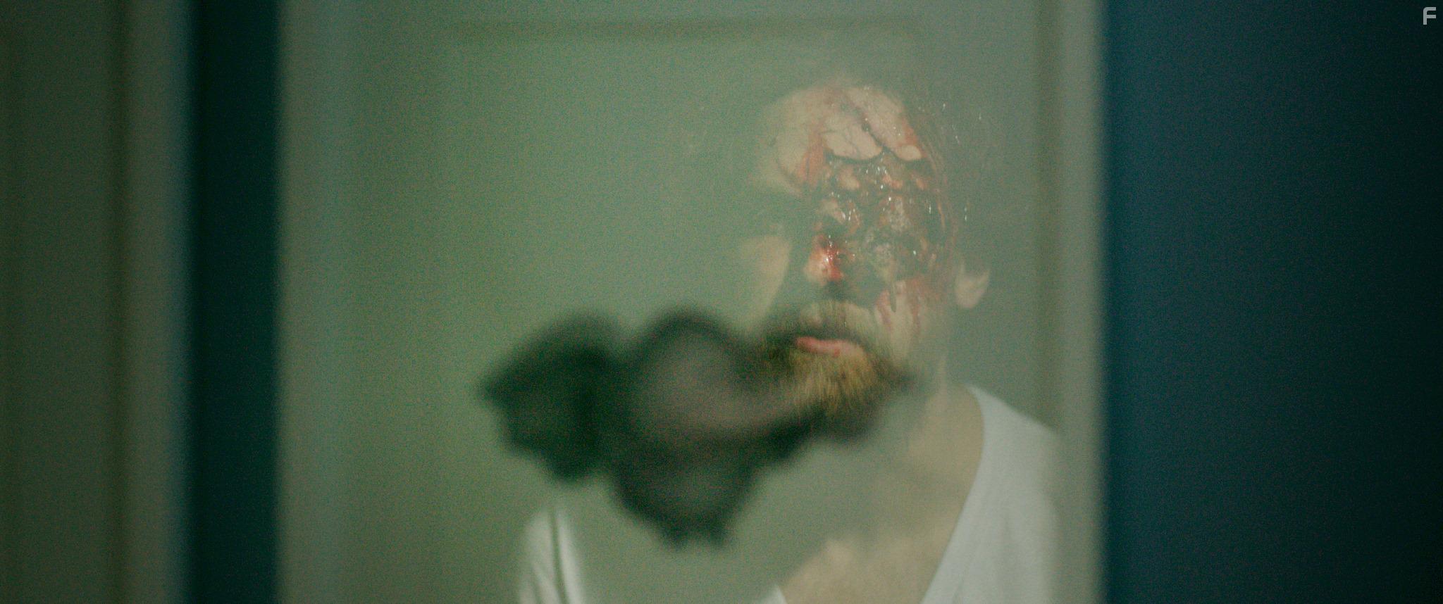 Kevin Renwick in Grief (2017)