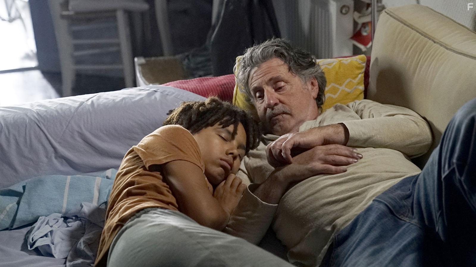 Daniel Auteuil and Solam Dejean-Lacrole in Qui m'aime me suive! (2019)