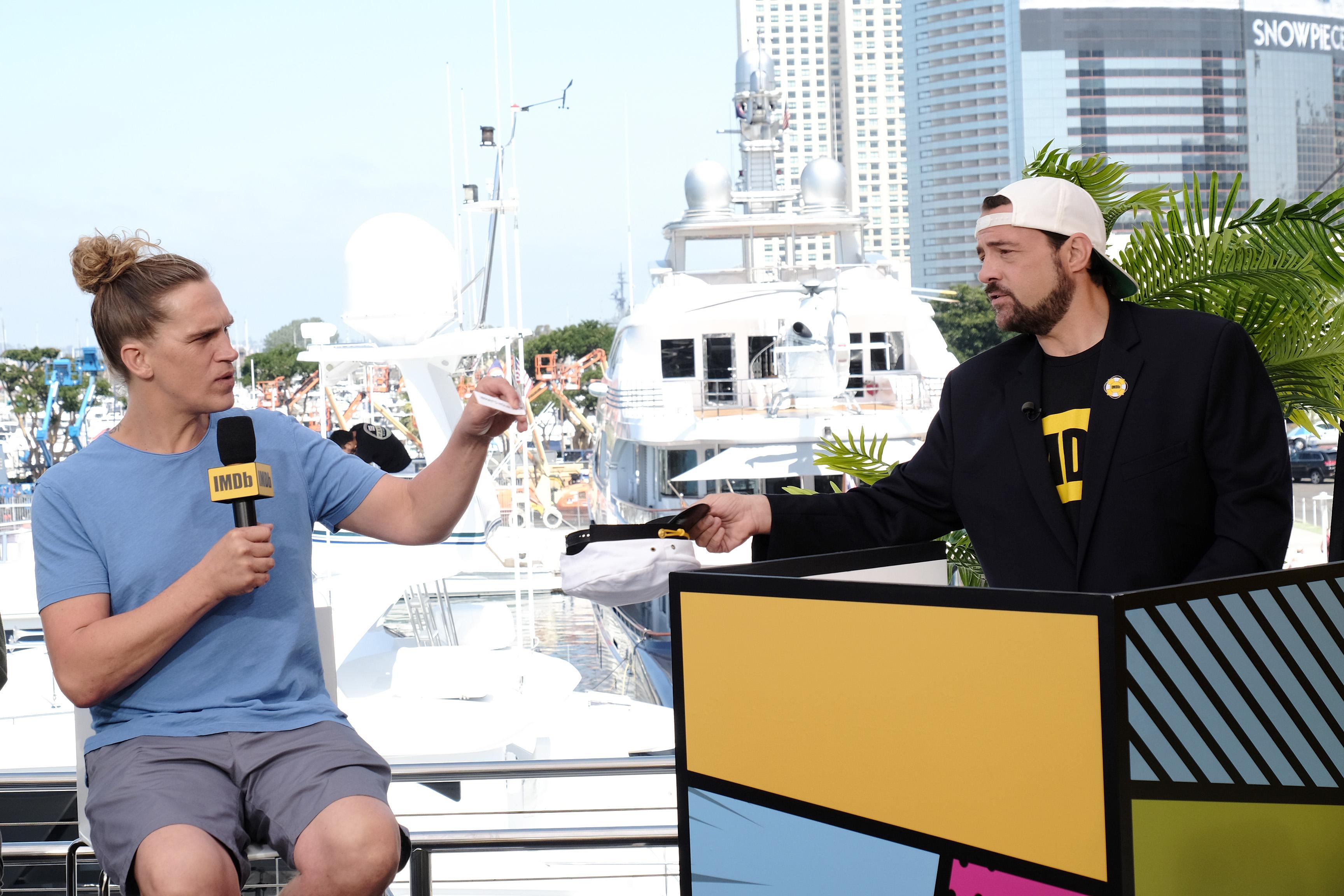 Kevin Smith and Jason Mewes at an event for IMDb at San Diego Comic-Con (2016)