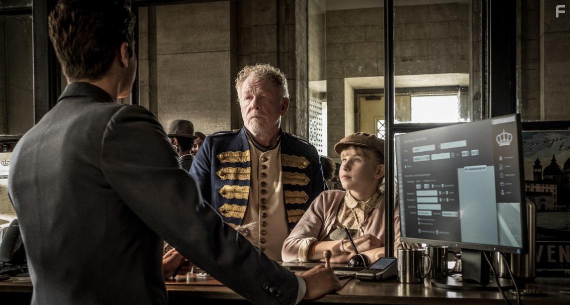 Nick Nolte, Max Befort, and Sophie Lane in Head Full of Honey (2018)