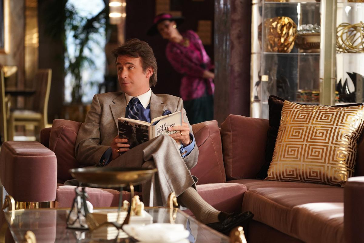 Lucy Liu and Jack Davenport in Why Women Kill (2019)