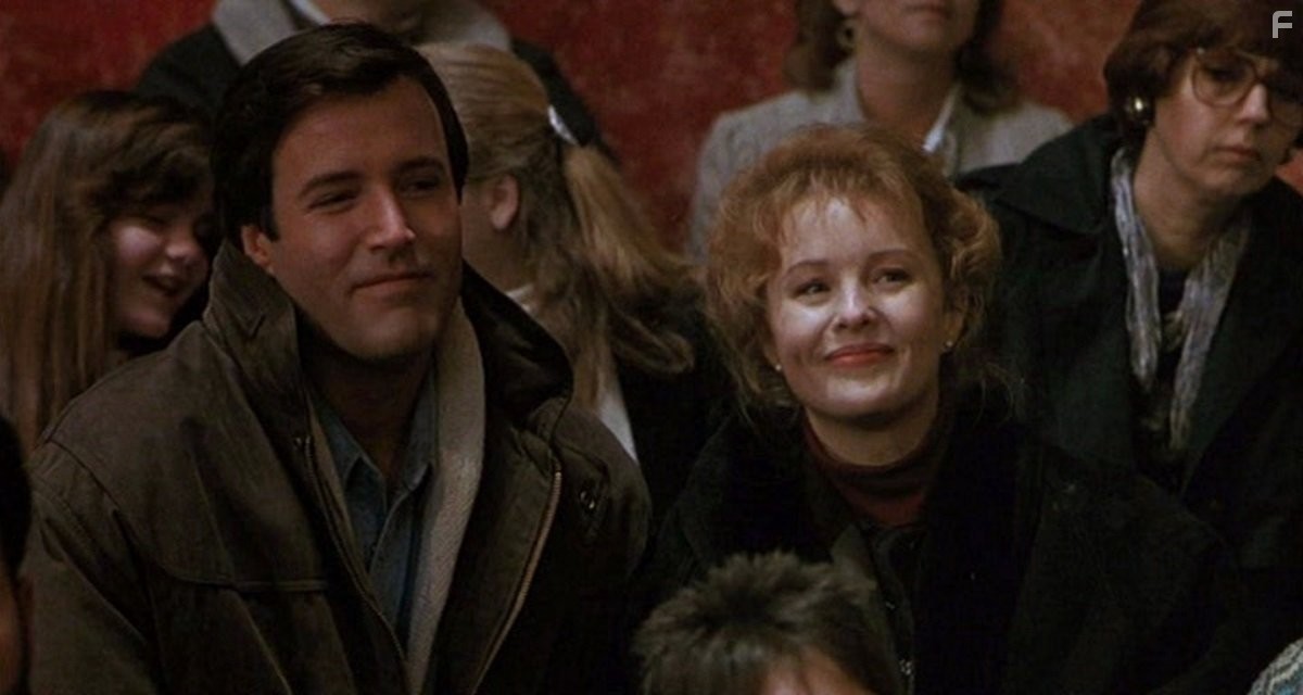 Faye Grant and Michael Woods in Омен IV: Пробуждение (1991)