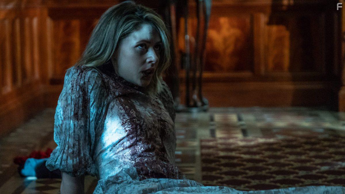 Amanda Crew in Tone-Deaf (2019)