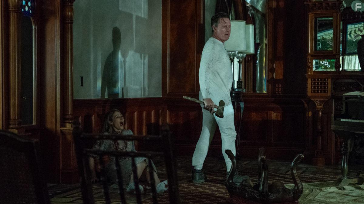 Robert Patrick and Amanda Crew in Tone-Deaf (2019)