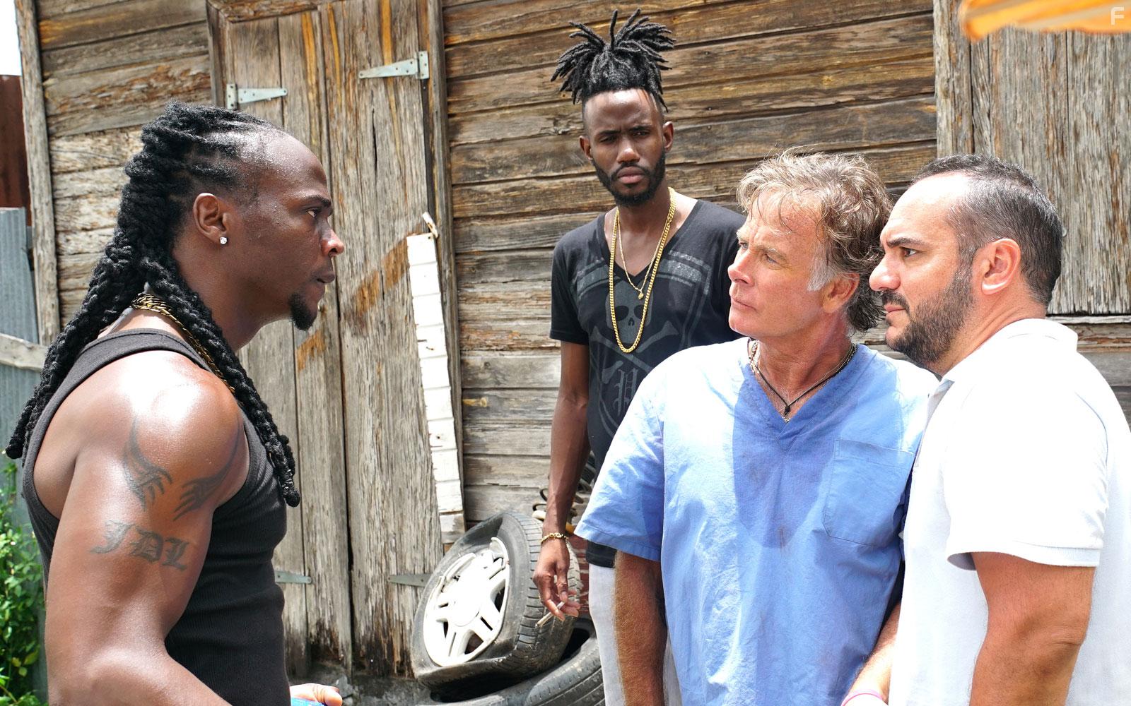 Franck Dubosc and Franois-Xavier Demaison in All Inclusive (2019)